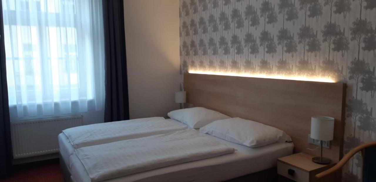 Hotel Flora Mariánské Lázně Extérieur photo