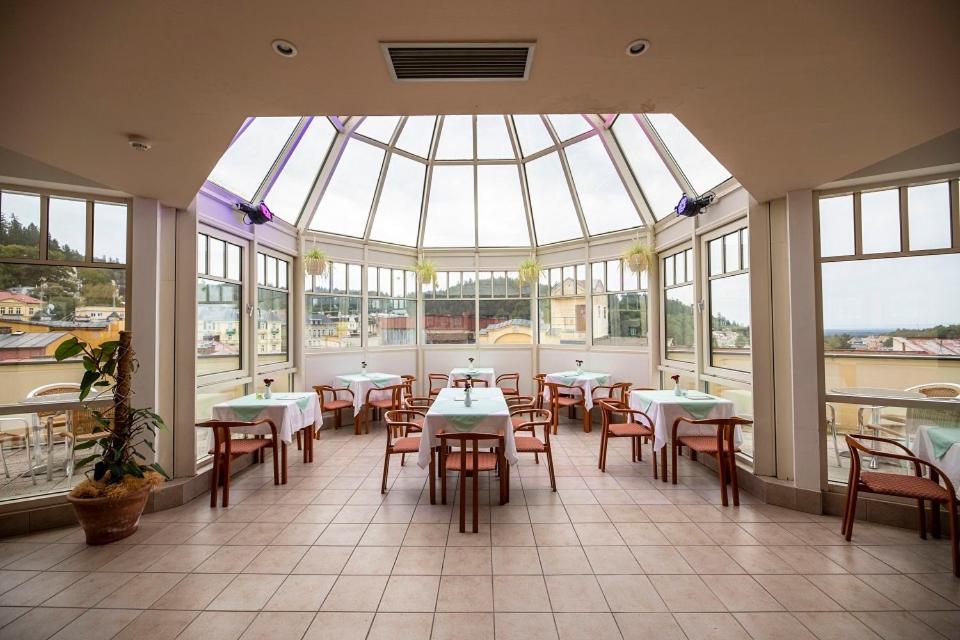 Hotel Flora Mariánské Lázně Extérieur photo