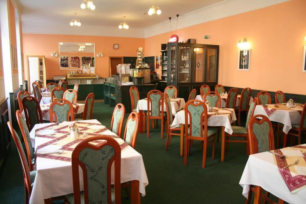 Hotel Flora Mariánské Lázně Extérieur photo